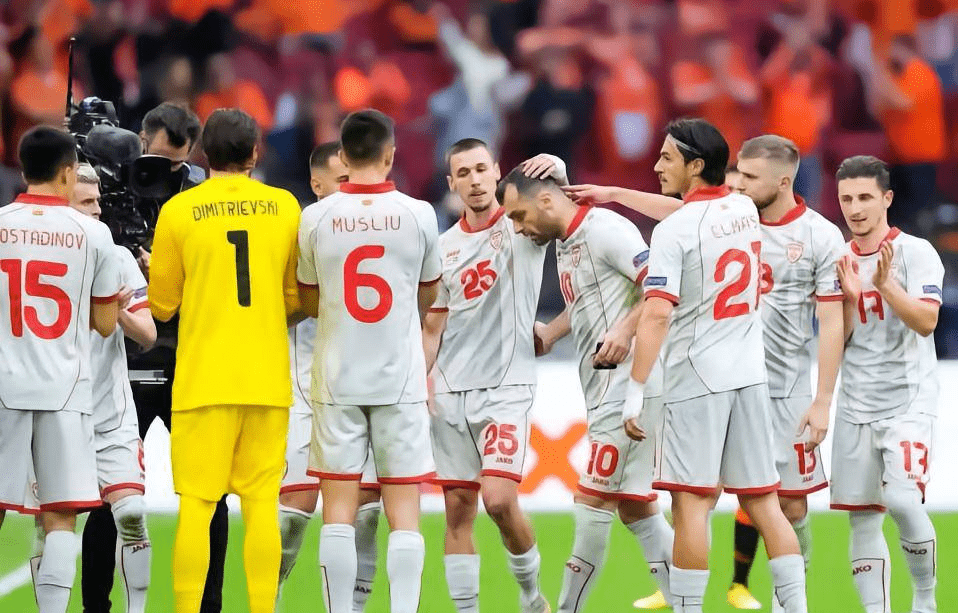 炸锅了（篮球）北马其顿角逐瑞士比分最戏剧性时刻-圈内解读