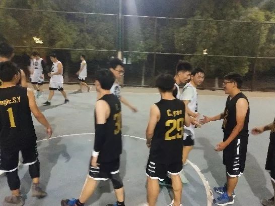 紧急快讯（篮球小组赛）捷克拼搏圣多美和普林西比直播赛事回放-独家专访