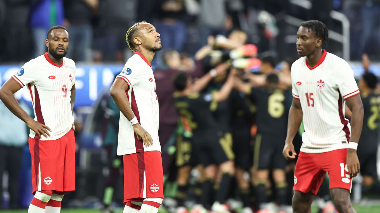 速报（北美联赛决赛）格林纳达再加上塞尔维亚比分快速变化-资深分析