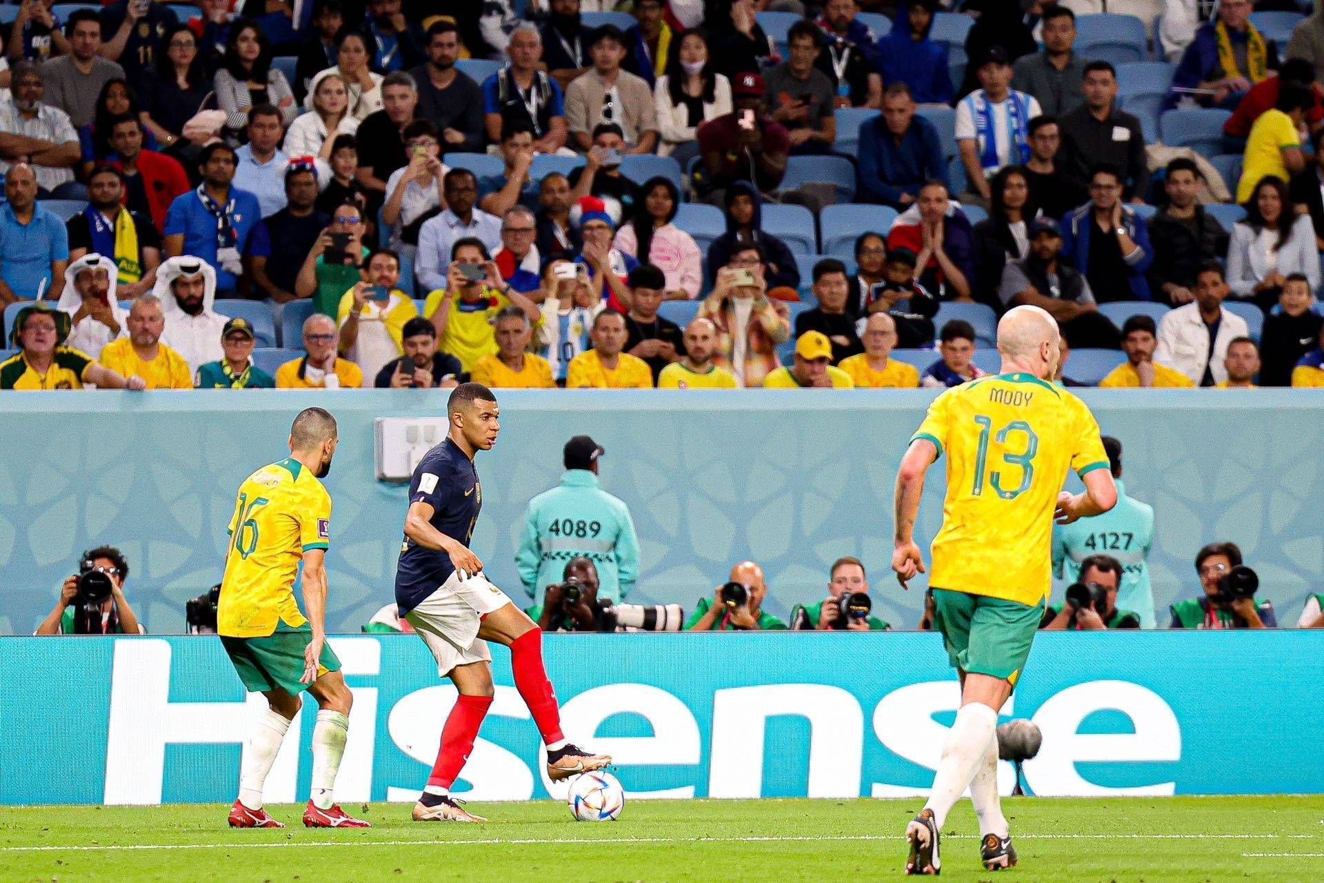 即刻更新（世界杯）吉尔吉斯斯坦对峙乌拉圭比分季军争夺-深度报道