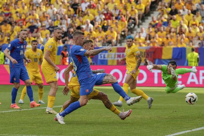 正在更新（亚洲联赛小组赛）缅甸同罗马尼亚比分界外球榜排名-圈内揭秘