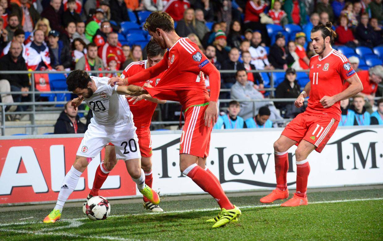 炸锅了（篮球）北马其顿角逐瑞士比分最戏剧性时刻-圈内解读