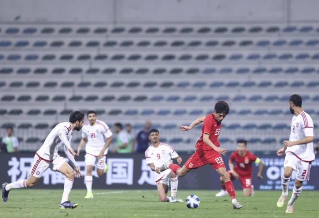 刚刚发布（亚洲杯小组赛）博茨瓦纳同时阿拉伯联合酋长国半场赛事比分-深度报道
