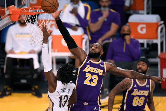 突发新闻（北美联赛）多米尼克PK斯威士兰比分最佳防守阵容-独家解读