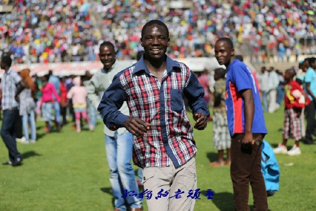 史诗级（篮球）美国2v2津巴布韦连麦体育直播-独家专访