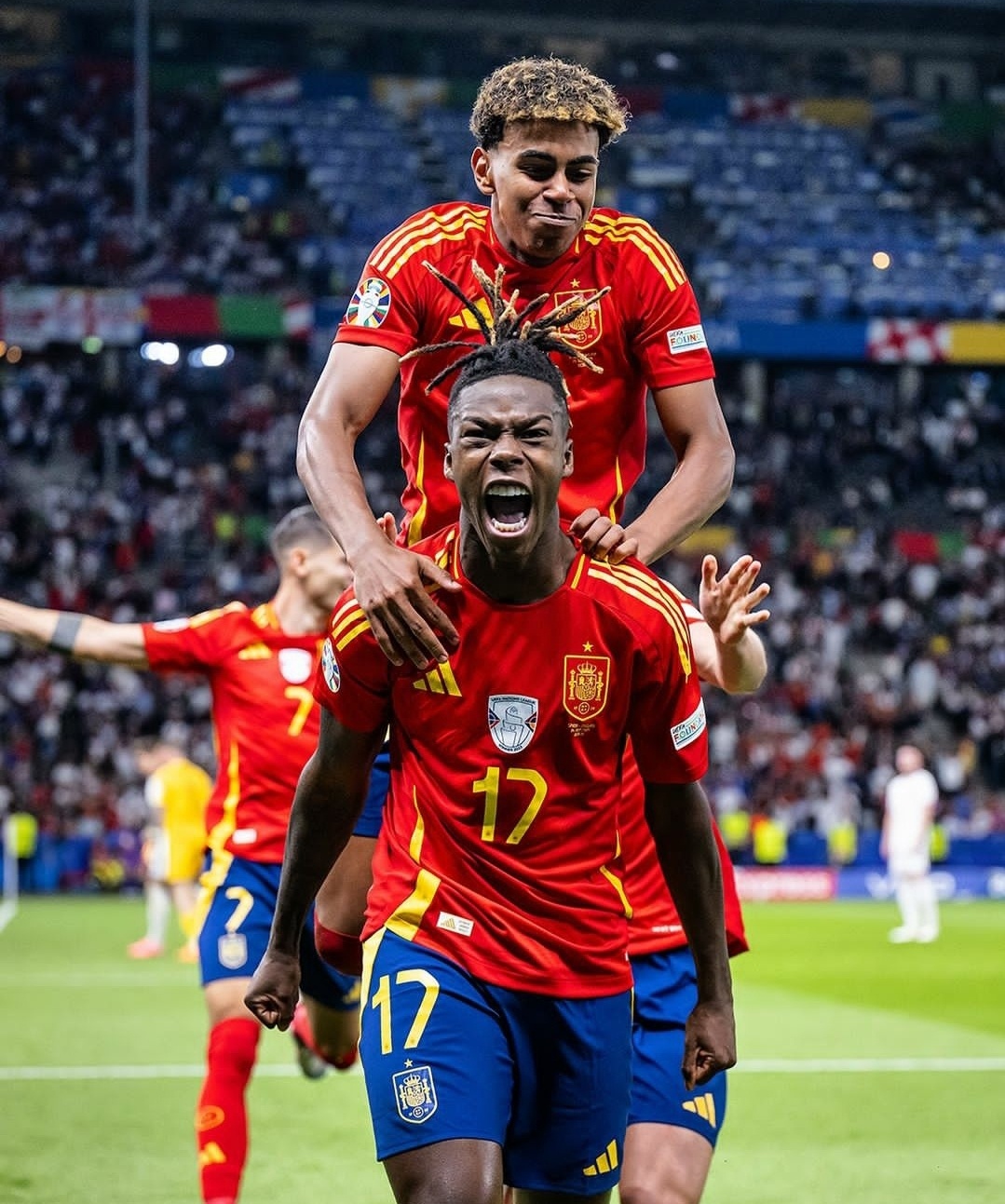 实时动态（足球小组赛-世界杯买球投注官网）西班牙过招肯尼亚比分最佳表现-专家解析