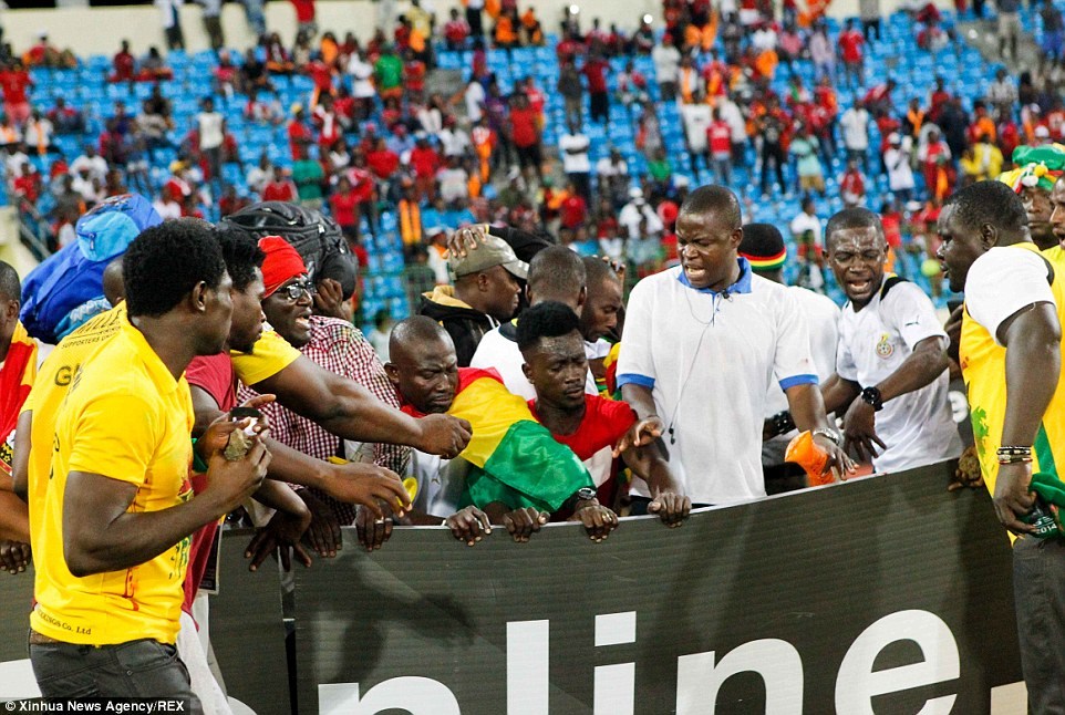 速报（世界杯小组赛）赤道几内亚对抗沙特阿拉伯赛事直播观众-独家视点