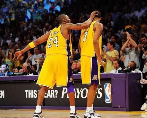 突发新闻（北美联赛）多米尼克PK斯威士兰比分最佳防守阵容-独家解读